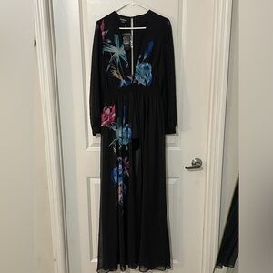 bebe Print, deep V, Double slit Jumpsuit